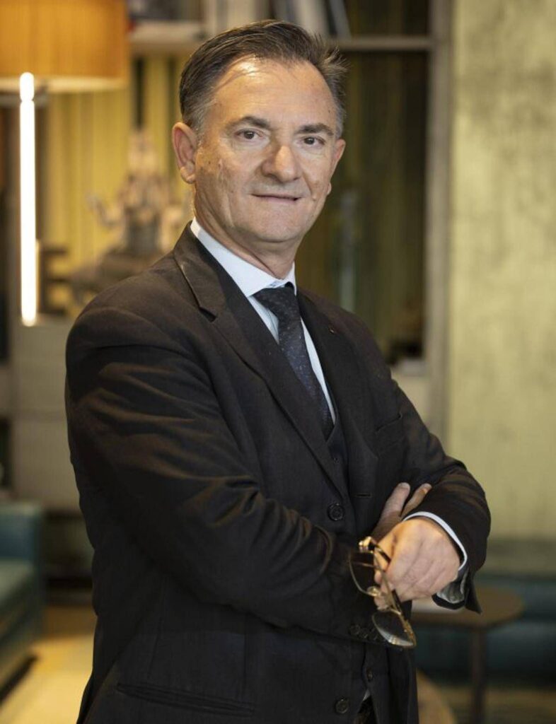 Lavoro. in Piemonte e Valle d’Aosta, i giovani adulti lavorano più che nel resto d’Italia, ma nel terziario il valore aggiunto resta sotto la media.
