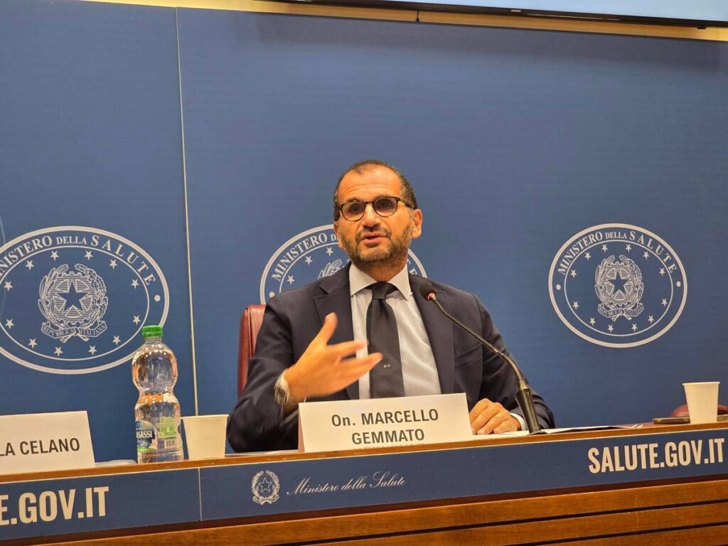 Malattie reumatologiche, Gemmato: “Diagnosi precoce e più equità per presa in carico pazienti”