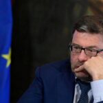 Manovra 2027, verso flat tax per neoassunti under 35 e fondo pensioni. Salta il taglio Irpef per il ceto medio