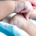 Manovra, arriva il salvadanaio per neonati: 100 euro ogni anno fino a 18 anni