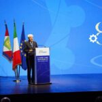Mattarella: “Funzionari pubblici a servizio esclusivo della Nazione”