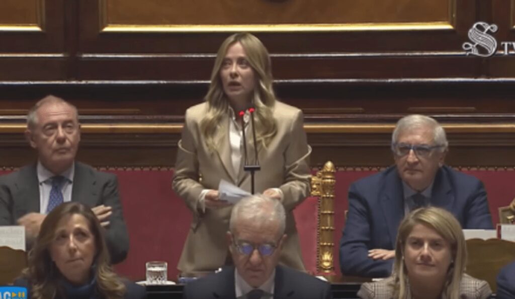 Meloni in Senato: “Energia, bollette più leggere per famiglie e imprese”. E sull’Ucraina: “Posizione Italia non cambia”