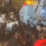 Napoli, 50enne pestato da branco ragazzini e investito da camion rifiuti: rischia amputazione gamba – IL VIDEO