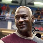 Nba, la canotta indossata da Jordan in Gara-3 delle Finals ’98 venduta all’asta per 12,3 milioni