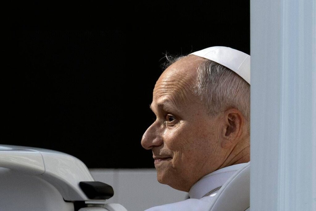 Papa Leone ha votato per posta alle elezioni di midterm. La Cnn: “Il Pontefice fa la storia”