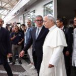 Papa, il chirurgo rassicura: “Pieno recupero in una decina di giorni, non ci sono motivi per rinviare il viaggio in America Latina”