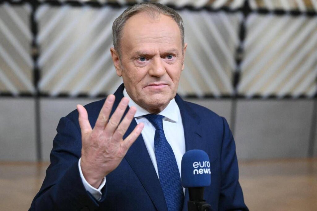 Polonia, piano per uccidere Tusk e ministro della Difesa: riunione d’emergenza delle agenzie di sicurezza