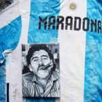 Processo Maradona, la difesa sostiene l’innocenza del medico Luque, “è capro espiatorio”