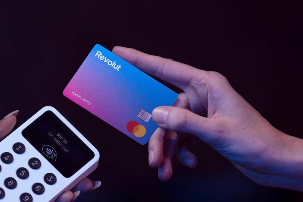 Revolut down, blackout globale delle funzioni: impossibile vedere il saldo e usare le carte