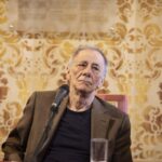 Roberto Vecchioni si prende un’altra pausa: “Statemi vicino”