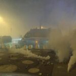Scontri a corteo per sgombero Askatasuna, chieste 19 misure cautelari: tra i reati contestati anche tentato omicidio