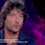 Simone Annicchiarico a Verissimo, la squalifica dal Gf Vip e il ricordo del papà Walter Chiari