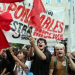 Spagna, bocciati i decreti sulla casa di Sánchez: proteste davanti al Congresso