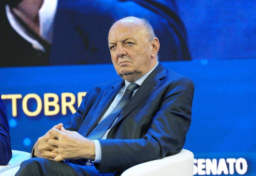 Tetto al gas, Pichetto Fratin: “Taglierà del 10% le bollette a famiglie e imprese”