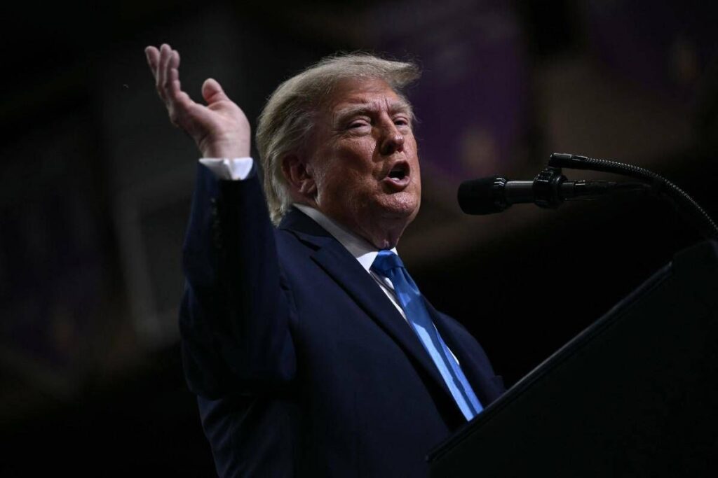 Tv americane sospendono copertura Trump, Dipartimento di Giustizia: “E’ boicottaggio”. Aperta indagine