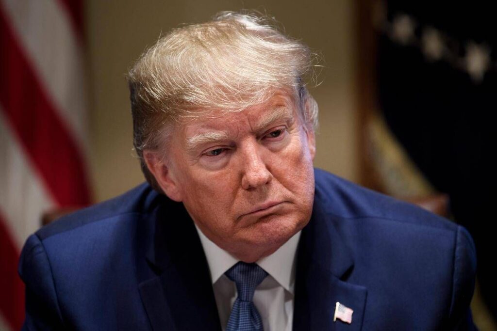 Ucraina, Trump: “E’ ora che abbia un nuovo presidente”